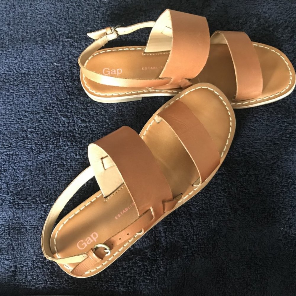 Leather flats